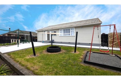 Photo of property in 39 Rowan Avenue, Aranui, Christchurch, 8061
