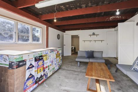 Photo of property in 178a High Street, Oxford, 7430
