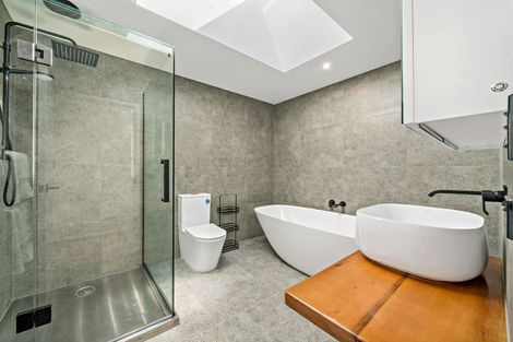 Photo of property in 120a Matipo Road, Te Atatu Peninsula, Auckland, 0610