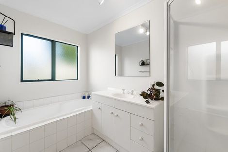 Photo of property in 160 Boucher Avenue, Te Puke, 3119