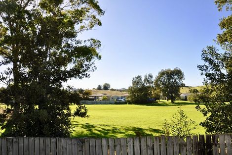 Photo of property in 33 James Henry Crescent, Huntly, 3700