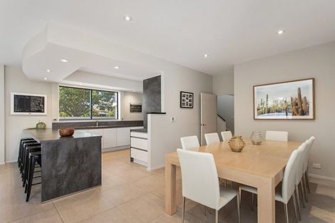 Photo of property in 3 Lewisham Park, St Albans, Christchurch, 8052