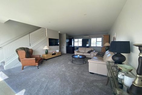 Photo of property in The Terraces, 20/9 Humber Street, Pandora, Napier, 4110