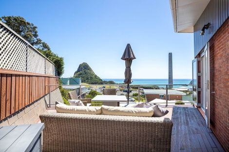 Photo of property in 19 Port View Crescent, Moturoa, New Plymouth, 4310