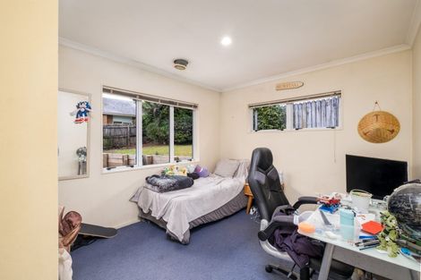 Photo of property in 15 Lenore Road, Favona, Auckland, 2024