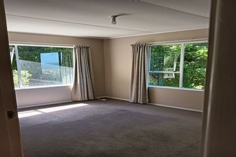 Photo of property in 7 Hibiscus Grove, Maungaraki, Lower Hutt, 5010