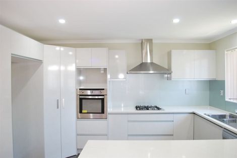 Photo of property in 50b Pinedale Place, Henderson, Auckland, 0610