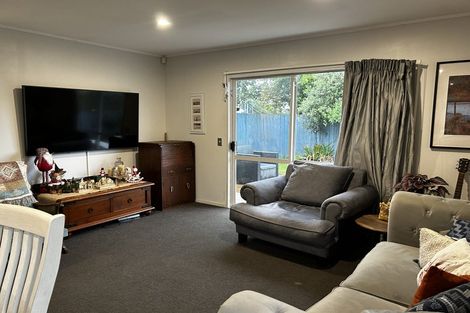 Photo of property in 3a Wellesley Street, Feilding, 4702