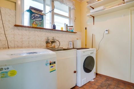 Photo of property in 4 Burgess Street, Green Island, Dunedin, 9018