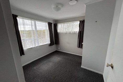 Photo of property in 72a Guadeloupe Crescent, Grenada Village, Wellington, 6037