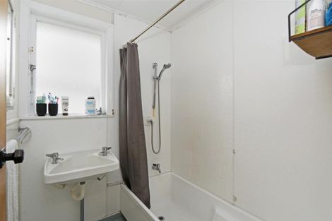 Photo of property in 52 Ihaia Road, Opunake, 4616