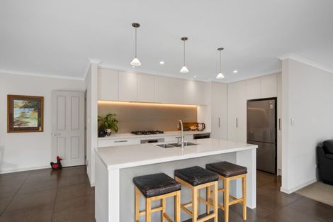 Photo of property in 61 Glenmonarch Place, Pyes Pa, Tauranga, 3112