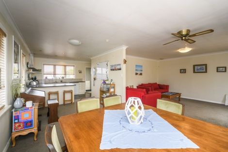 Photo of property in 8 Lambert Street, Marton, 4710