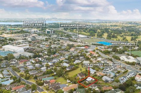 Photo of property in 1/35 Forrest Hill Road, Milford, Auckland, 0620