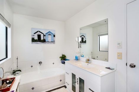 Photo of property in 5b Porchester Road, Papakura, 2110