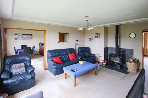 Photo of property in 25 Main Road, Maheno, Oamaru, 9495