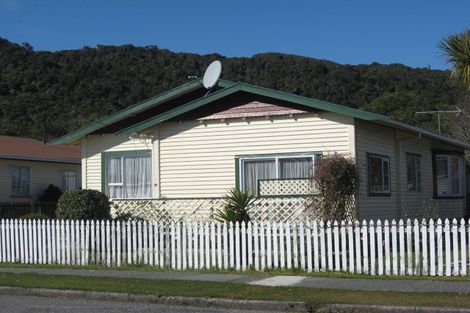 Photo of property in 41 Richmond Street, Cobden, Greymouth, 7802