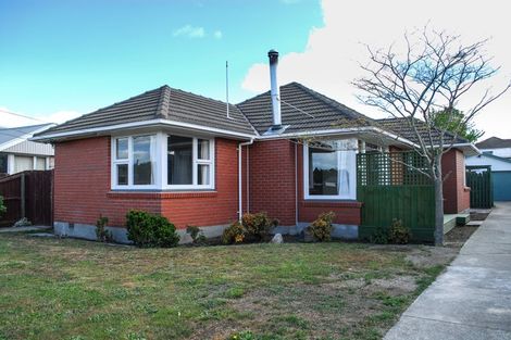 Photo of property in 33 Niagara Street, Wainoni, Christchurch, 8061