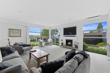 Photo of property in 357 Royal Road, Massey, Auckland, 0614