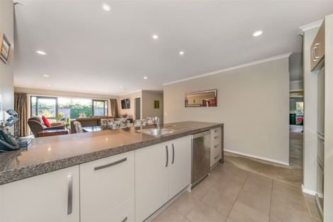 Photo of property in 92 Katherine Mansfield Drive, Whitemans Valley, Upper Hutt, 5371