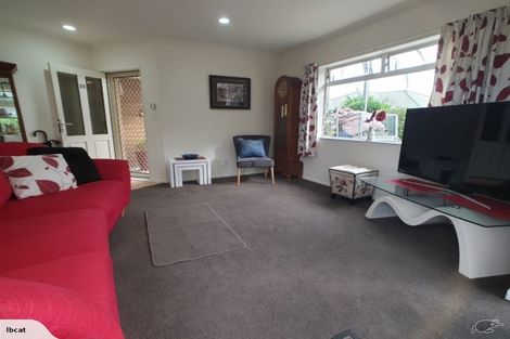 Photo of property in 29 Dan Tori Place, Orewa, 0931
