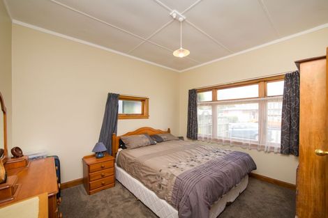 Photo of property in 25 Edgeware Road, Palmerston North, 4410