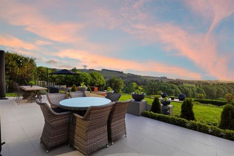 Photo of property in 28 Highcrest Heights, Westmorland, Christchurch, 8025