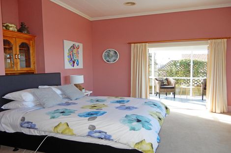 Photo of property in 28 Ure Street, South Hill, Oamaru, 9400