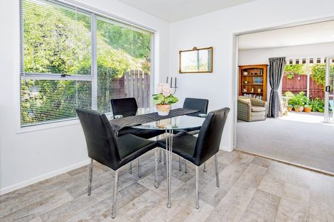 Photo of property in 1a Calbreath Place, Russley, Christchurch, 8042
