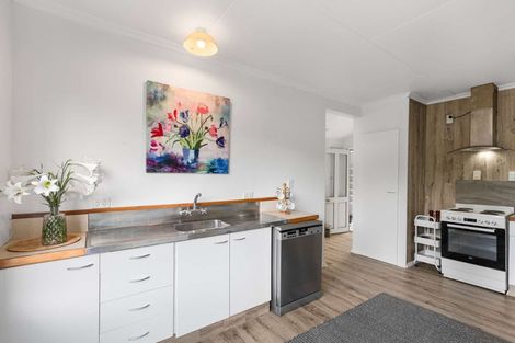 Photo of property in 23 Grant Street, Woodville, 4920