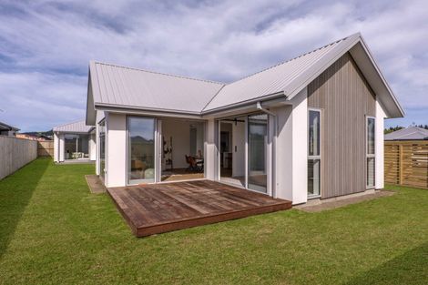 Photo of property in 39 River Stone Drive, Halswell, Christchurch, 8025