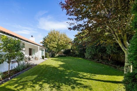 Photo of property in 76 Princes Street, Cambridge, 3434