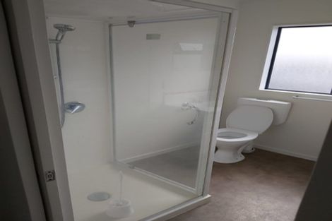 Photo of property in 6 Rickards Place, New Lynn, Auckland, 0600