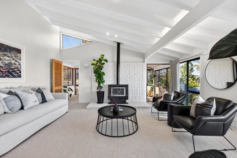 Photo of property in 9 Harvey Road, Bluff Hill, Napier, 4110