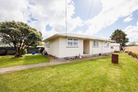 Photo of property in 35 Stout Street, Shannon, 4821