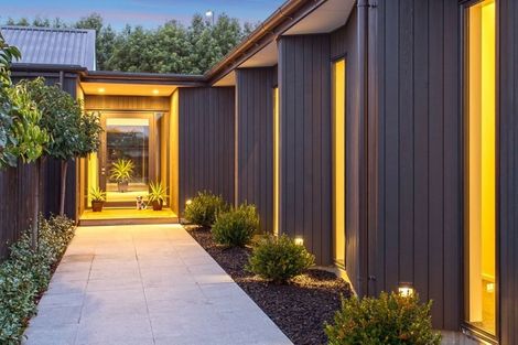 Photo of property in 9 Queenswood Gardens, Mairehau, Christchurch, 8052