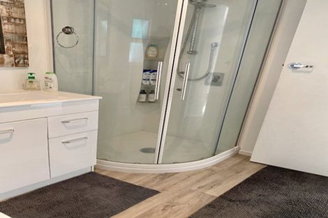 Photo of property in 28 Apollo Parade, Milson, Palmerston North, 4414