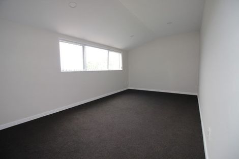 Photo of property in 4 Kearney Place, Massey, Auckland, 0614