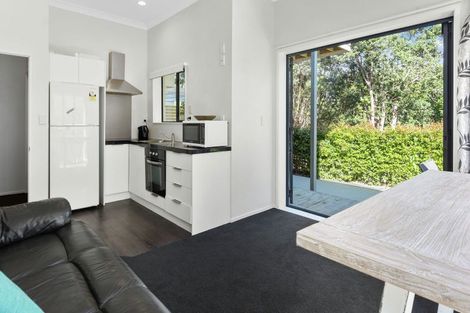 Photo of property in 14 Guildford Place, Bethlehem, Tauranga, 3110