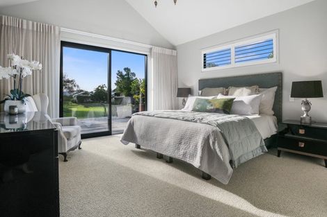 Photo of property in 15 Lynette Place, Pauanui, 3579