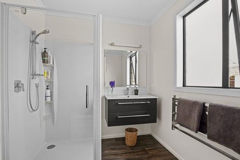 Photo of property in 2 Chapple Street, Alexandra, 9320