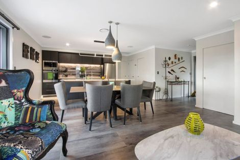 Photo of property in 6 Herring Place, Omokoroa, 3114