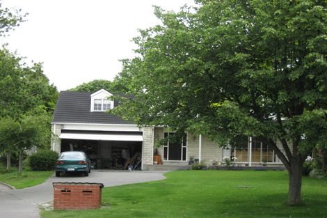 Photo of property in 4 Swithland Place Avonhead Christchurch City