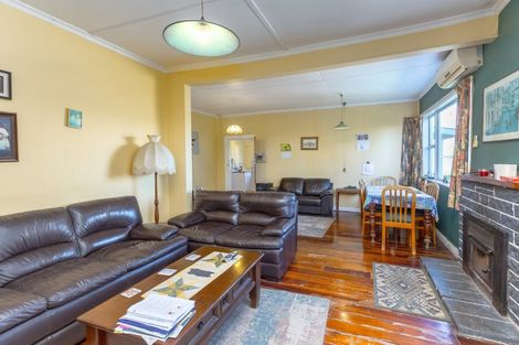 Photo of property in 348 Park Road, Parkvale, Carterton, 5792