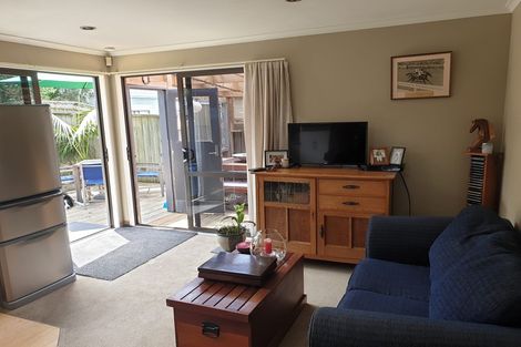 Photo of property in 62a Marine Parade, Otaki Beach, Otaki, 5512