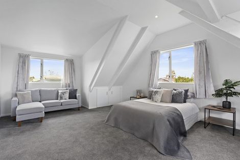 Photo of property in 4 Pyatt Place, Redwood, Christchurch, 8051