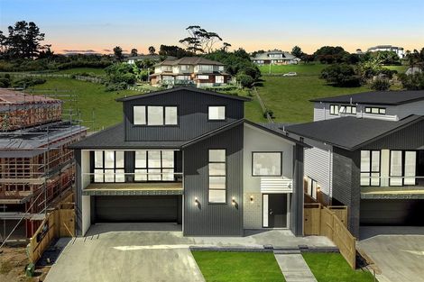 Photo of property in 9 Rakiraki Place, Flat Bush, Auckland, 2019