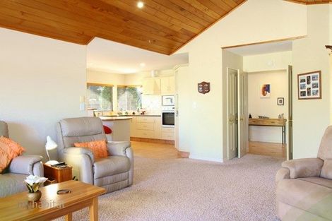 Photo of property in 71 Beachwater Drive, Papamoa Beach, Papamoa, 3118