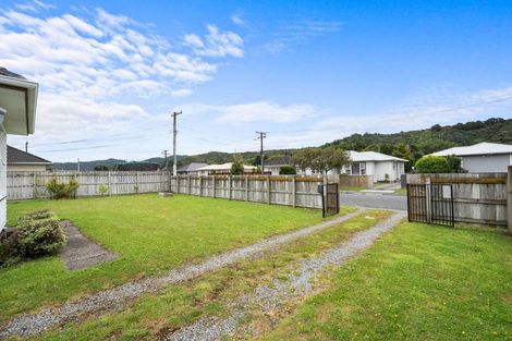 Photo of property in 42 Donnelley Drive, Wainuiomata, Lower Hutt, 5014