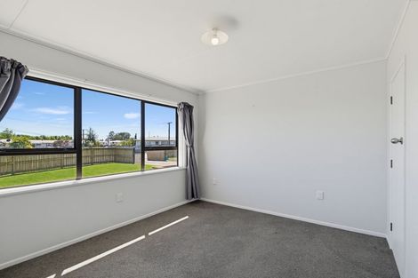 Photo of property in 17 Montgomery Street, Waipukurau, 4200
